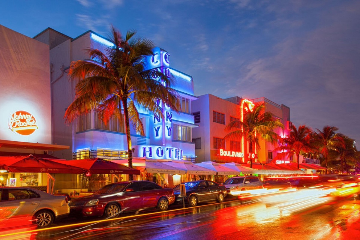 Luxurious Allure of Miami’s Ocean Drive