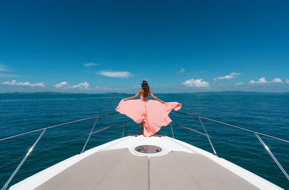 Magic on the Miami Waters: The Perfect Time for Yacht Photography