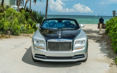 Rolls Royce Dawn (White) image