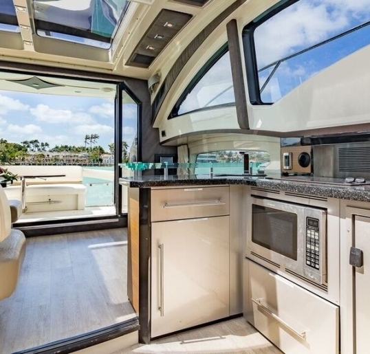 Miami Yacht Charter 43’ Marquis image 1