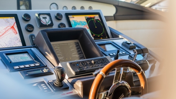 86’ Azimut Plane II Sea image 86